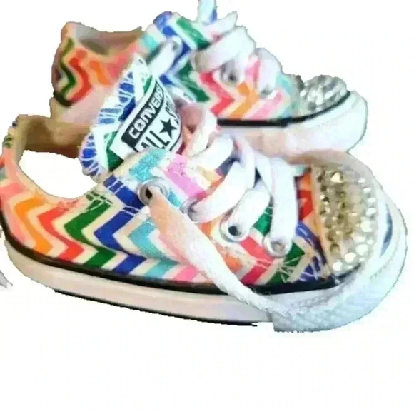 Converse Chevron striped and blingy toes baby sz 4 - Picture 1 of 5